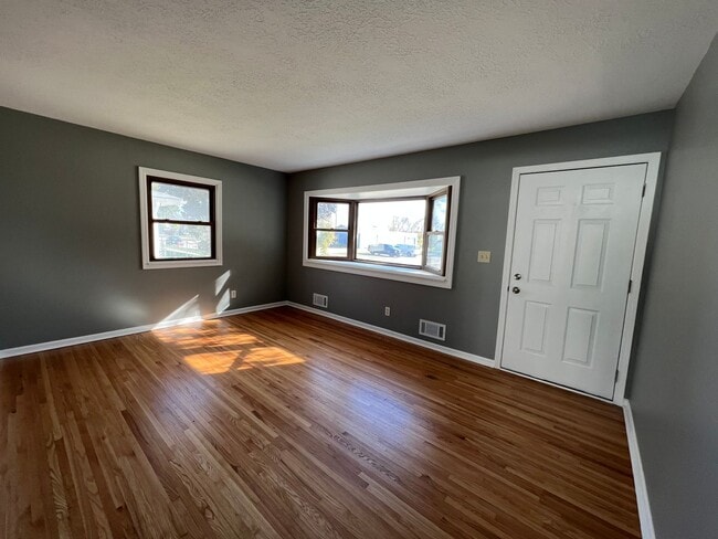 Photo - Single Family Home!