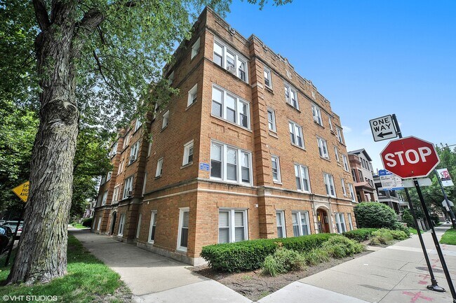 Photo - 1953 W Waveland Ave Apartamento Unidad 1