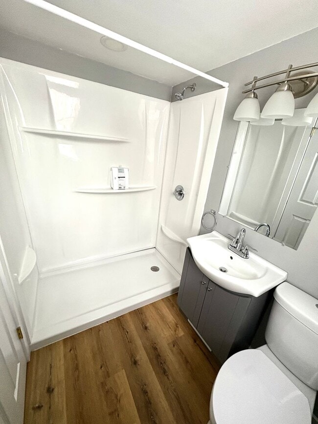 Photo - 194 Lindsey Ave Unidad 196 lindsey ave