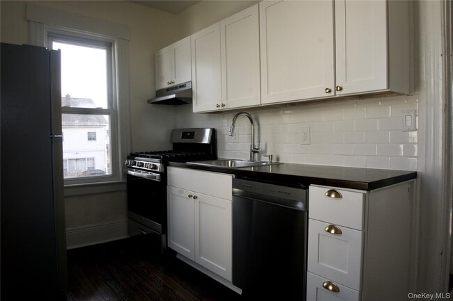 Photo - 55 Vernon Ave