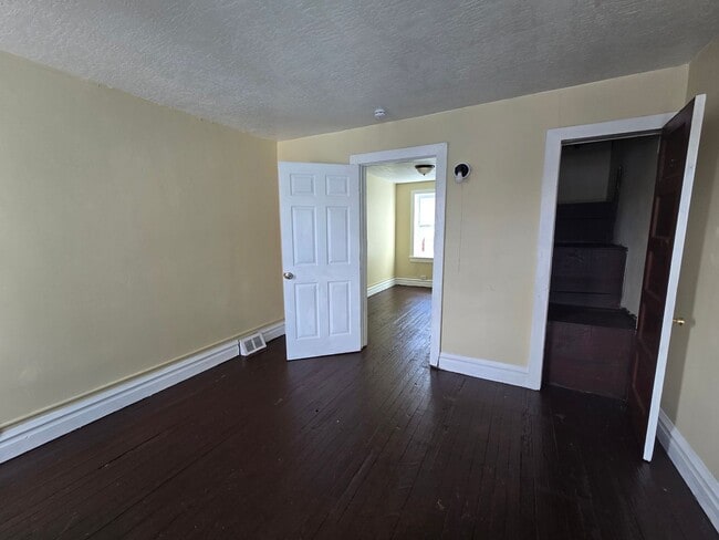 Photo - 528 N Jute St