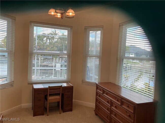 Photo - 2605 Beach Pkwy W