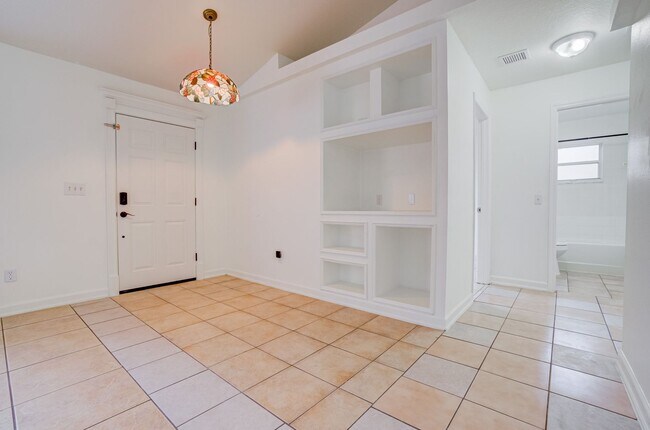 Photo - Very Nice 3/2 Home w/ Fenced Yard in St. Cloud with Bonus Room