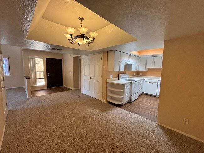 Photo - 8267 N Oracle Rd