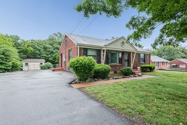 Photo - 3522 Hewlett Dr