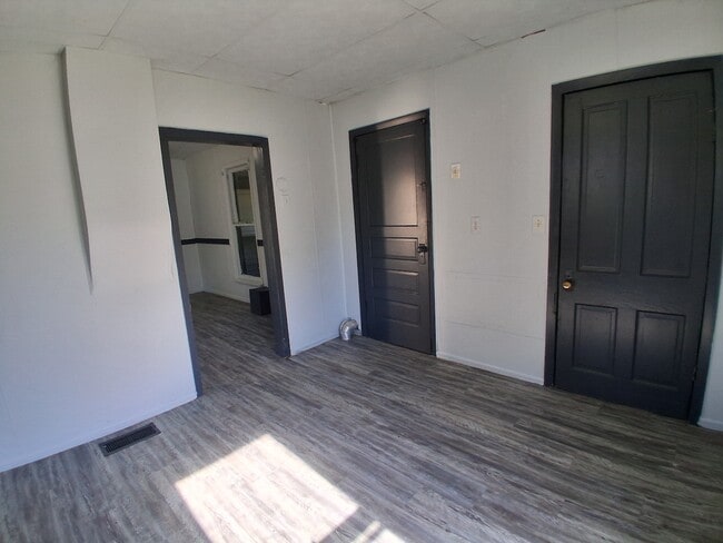 Photo - 714 Bryan Ave