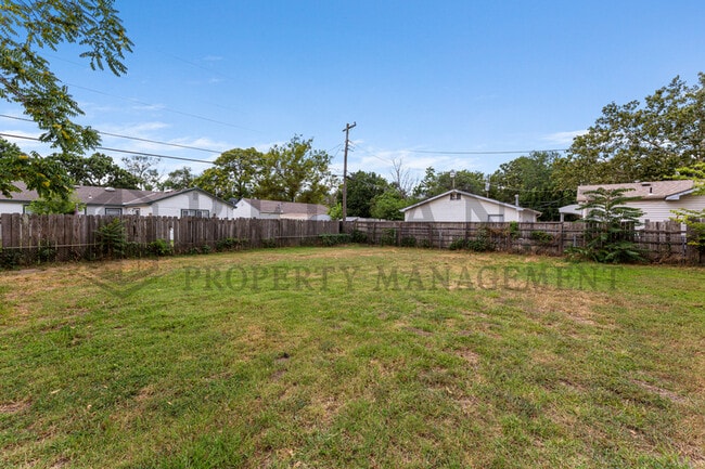 Photo - 1307 Gidley St