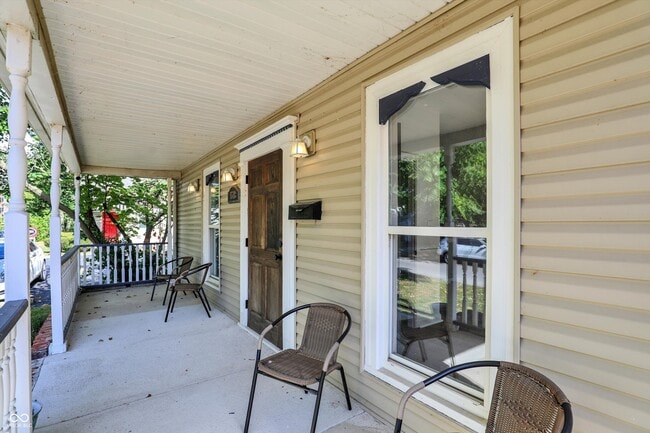 Photo - 6543 Ferguson St