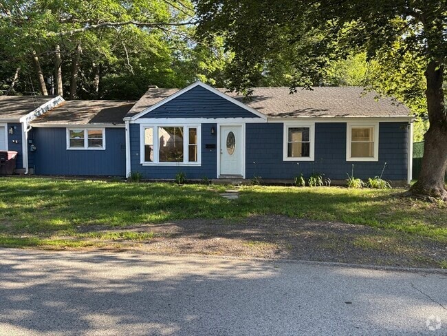 Building Photo - 215 Jaffrey St Rental