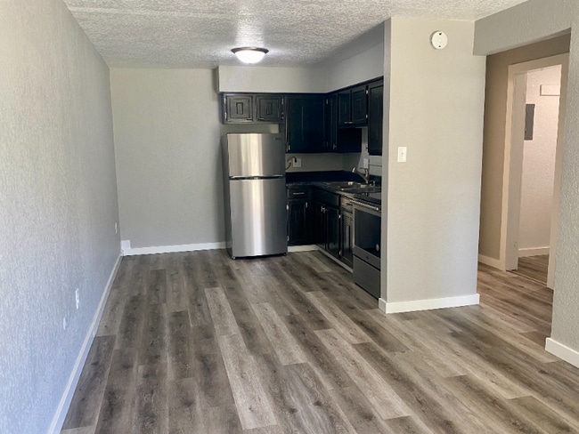 Photo - 1131 Spencer St Unidad 7