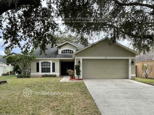 Building Photo - 733 Alto Pl