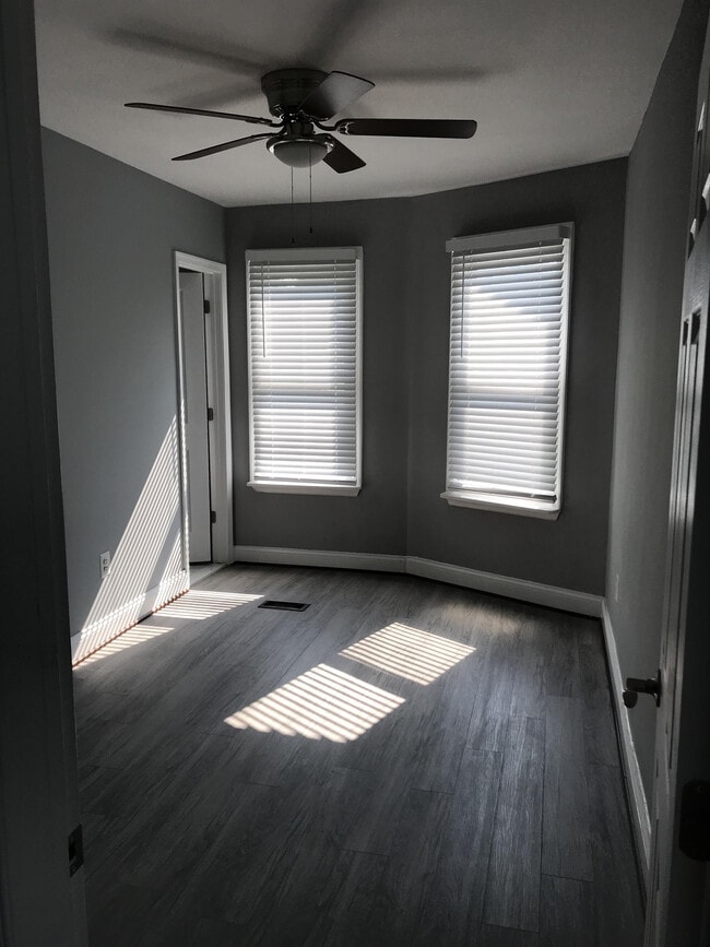 Photo - 5324 Ready Ave