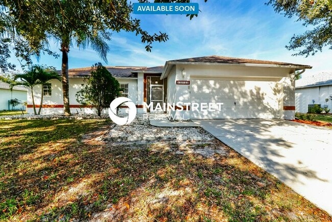 3 Bedroom Pet-Friendly Home in Fort Myers,... - 3 Bedroom Pet-Friendly Home in Fort Myers,...