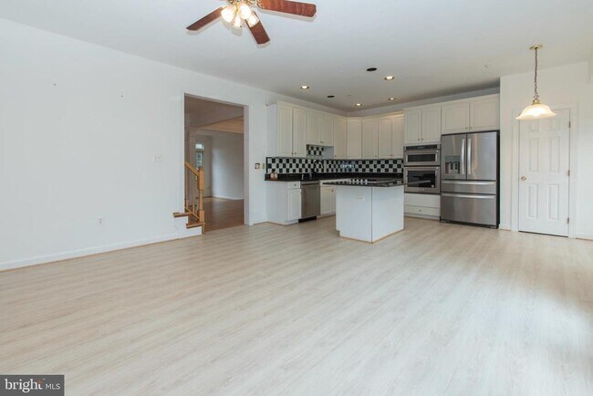 Photo - 13559 Flowerfield Dr