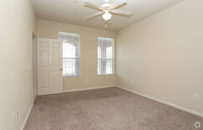 Photo - Oxford Mills