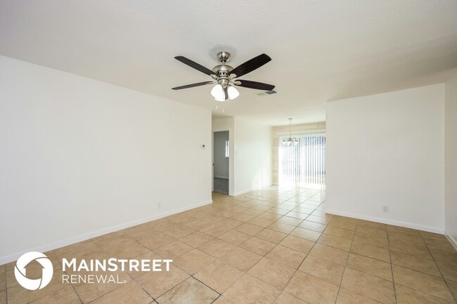 Photo - 5050 Gordon Cooper Dr