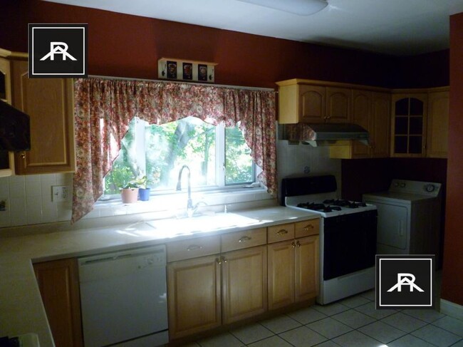 6 bedroom in Brookline MA 02446 - 6 bedroom in Brookline MA 02446 Unidad 1 Rental