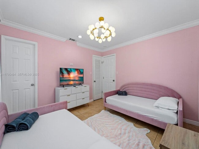 Photo - 1761-1763 NE 52nd St Unit 12