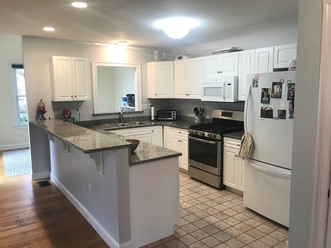 Photo - 21 Vincent Ave