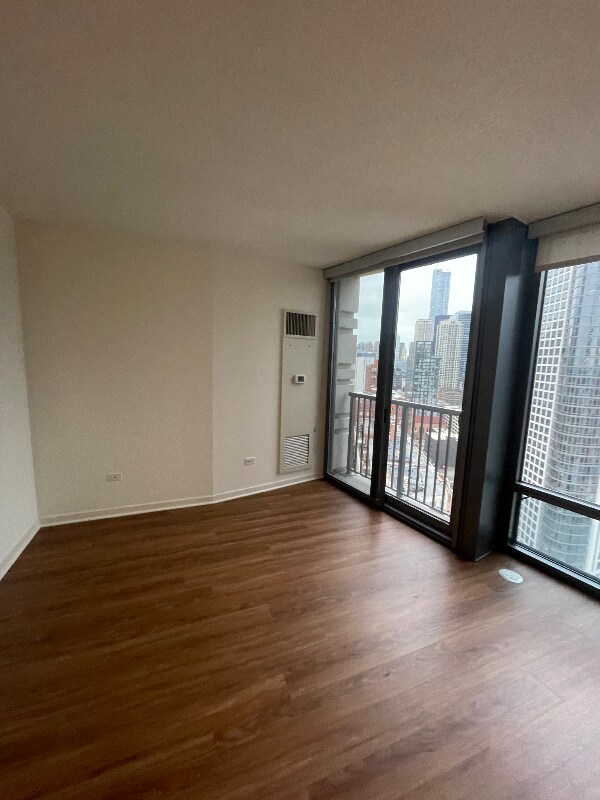 Photo - 503 N Kingsbury St