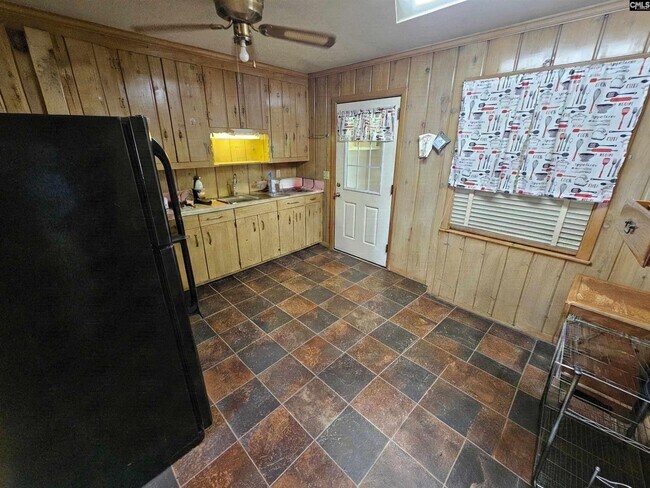 Photo - 1509 Brennen Rd