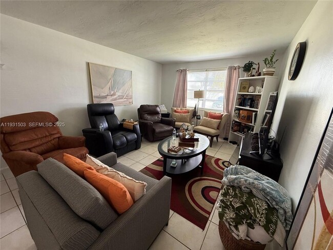 Photo - 1350 NE 119th St Unit 135003