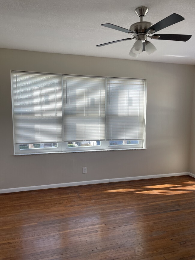 Photo - 210-212 S Melville Ave