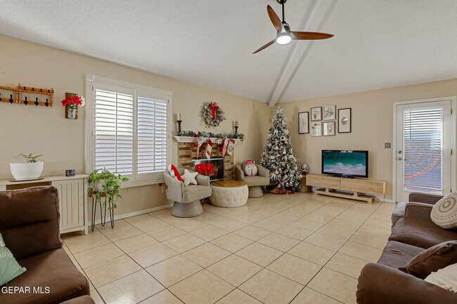 Photo - 1281 Amber Morgan Dr