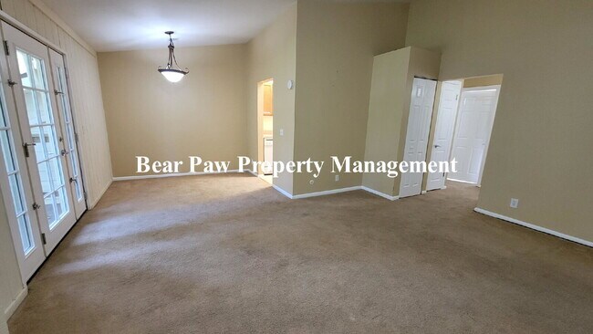 "Charming 2-Bed Condo with Cozy Fireplace in Scenic Evergreen!"