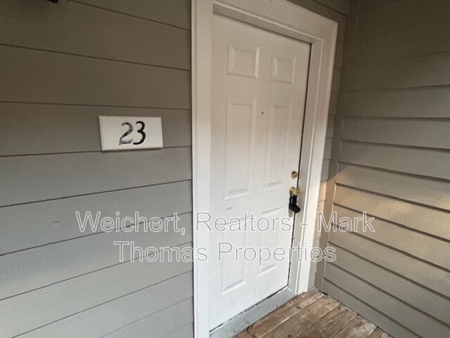 Photo - 929 Morreene Rd Unit Apt D23