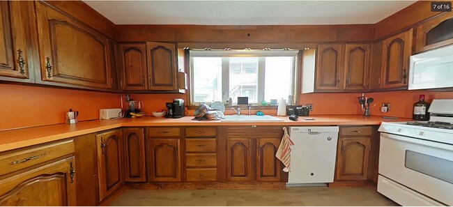 Photo - 161 Otis St Unit R
