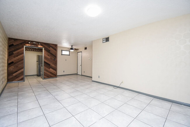Photo - 2507 Montrose Blvd Unit Apt 22