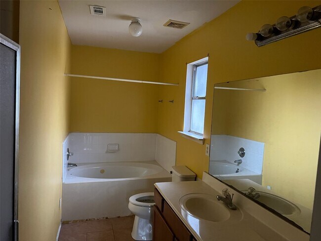 Photo - 5935 Sattler Park Dr