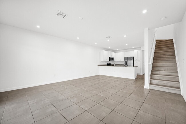 Photo - 10817 SW 233rd St