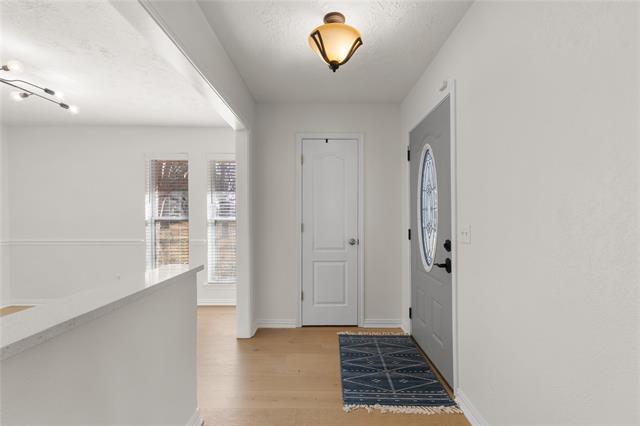 Photo - 609 Lake Ridge Dr