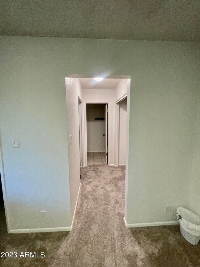 Photo - 9027 W Elm St