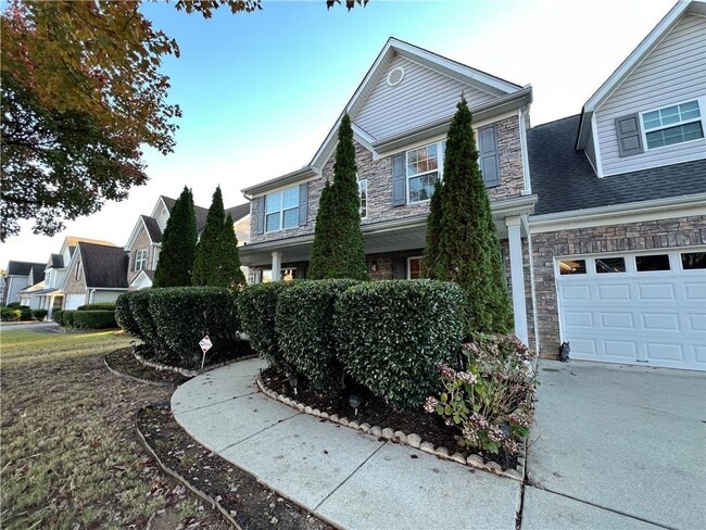 Photo - 789 Roxholly Ln NE