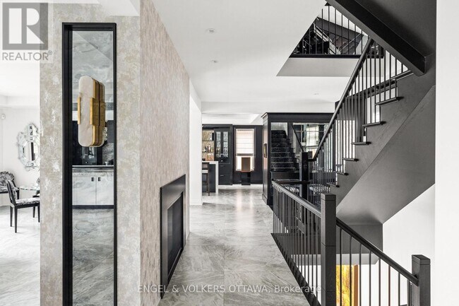 Photo - 151 Winding Way