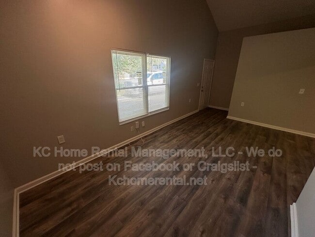 Photo - 4140 E 60 Terrace