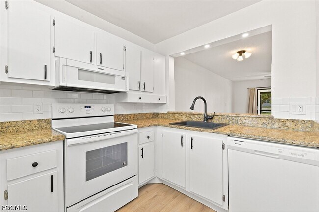 Photo - 9261 Central Park Dr Unit 106