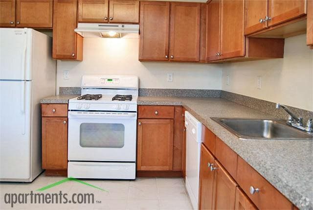 Cocina - Willingboro Square