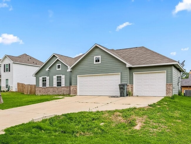 Photo - 26579 Pin Oak Dr