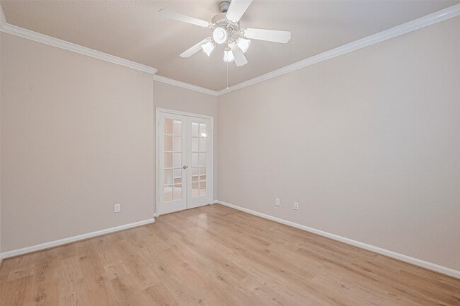 Photo - 23 Red Adler Pl