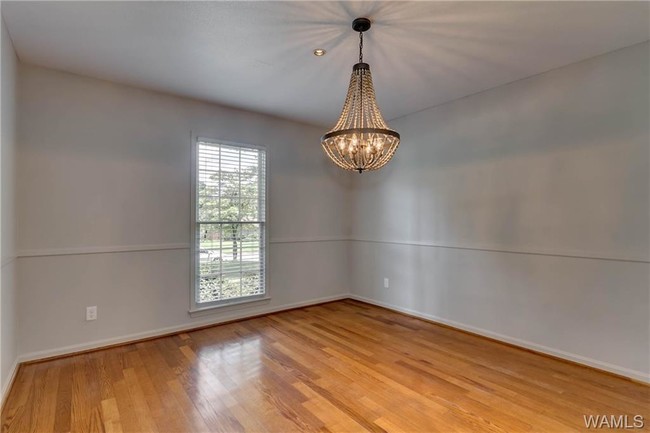 Photo - 401 Riverdale Dr