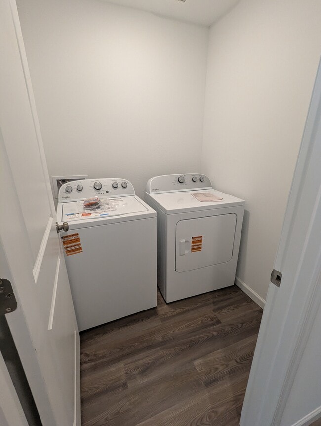 Photo - 729 Dylan Ct