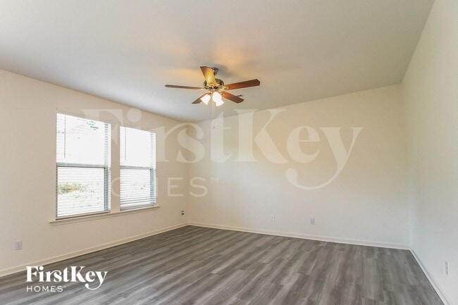 Photo - 5704 Beaver Pond Tl