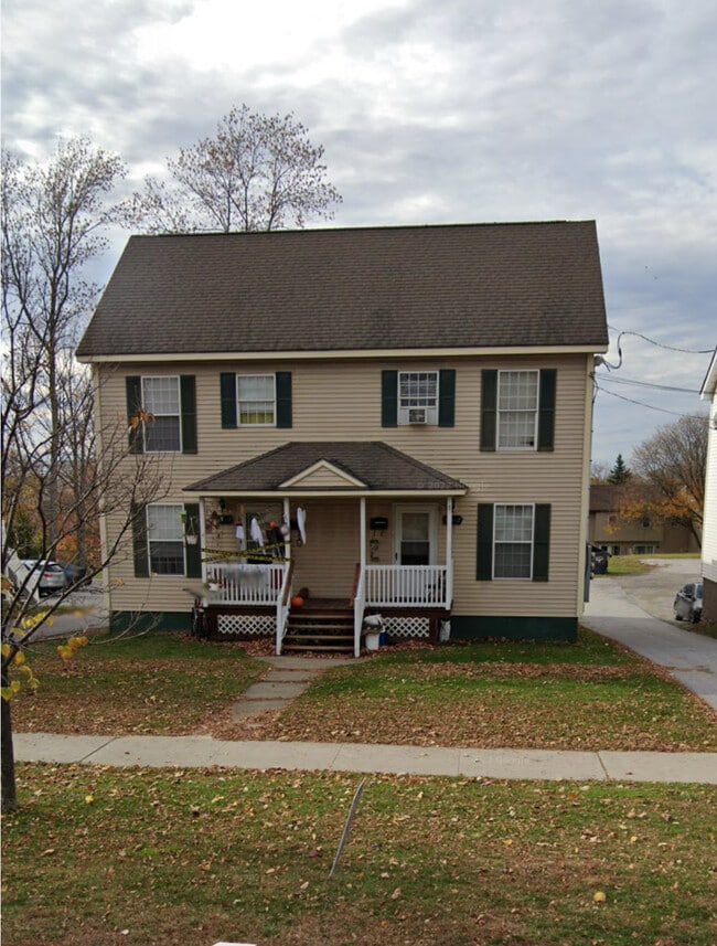 Photo - 168 N Main St Unit 168-2 main st