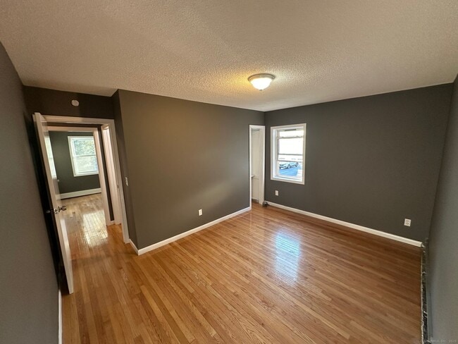Photo - 157 Rubber Ave