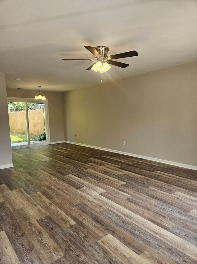 Photo - Newly Renovated 2 Bedroom Off Of GumBranch