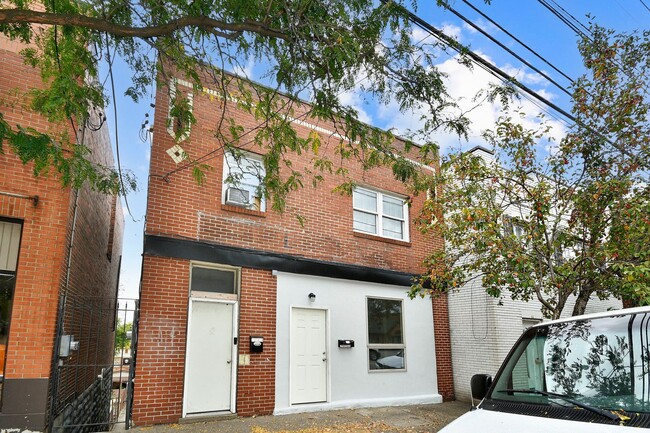 Photo - 2012 Brownsville Rd Apartment Unit 1